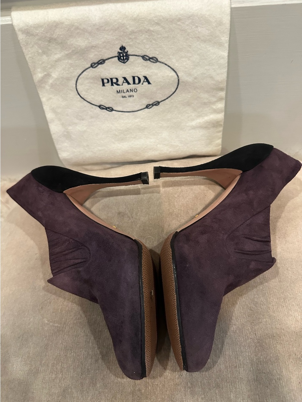 Prada Pumps purple & black heels - Picture 4 of 9